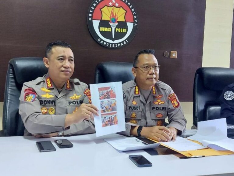 Antre Muat Batu Bara, Kapal Meledak