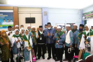 34 Orang Jemaah Haji Bintan Kembali ke Tanah Air dengan Selamat
