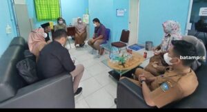 Puluhan Pasutri Berminat Adopsi Bayi yang Ditemukan di Dalam Kardus di Bintan