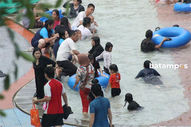 Tempat Wisata di Batam Dibanjiri Pengunjung