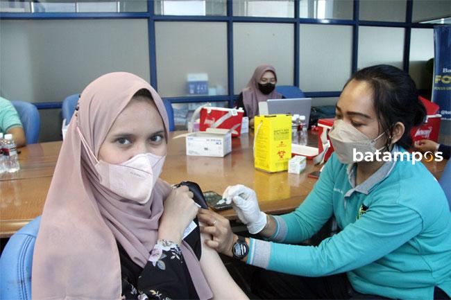 448.615 Warga Batam Telah Divaksin Booster