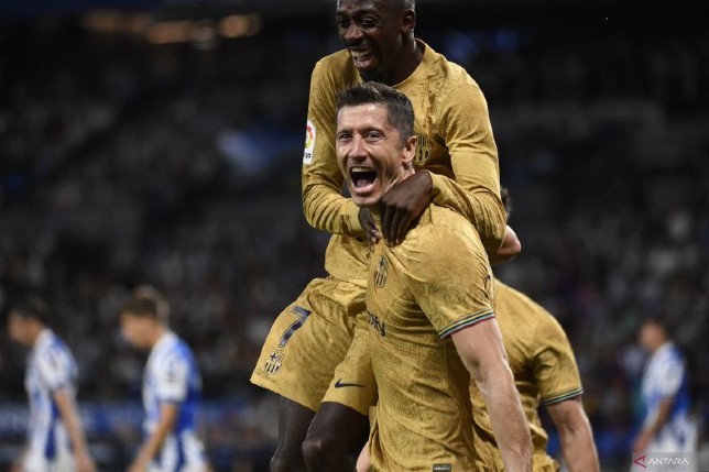 Lewandowski Akhirnya Ciptakan 2 Gol Sekaligus Bersama Barcelona