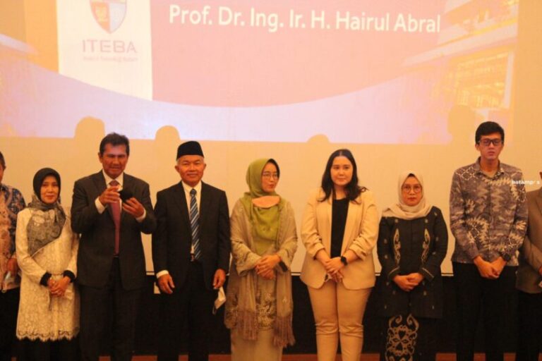 Prof Hairul Abrar Jabat Rektor Iteba
