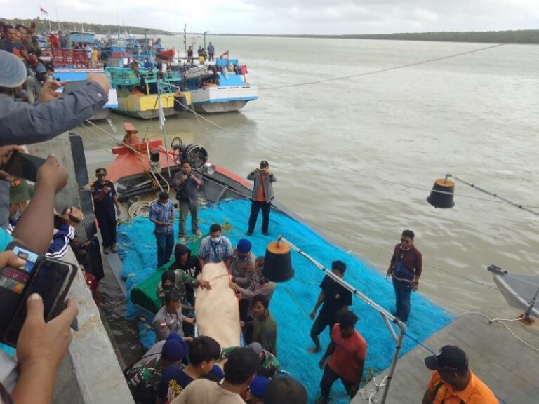 Buntut Penembakan Nelayan oleh Tentara PNG, Keberadaan 2 Kapal dan 18 Kru Belum Jelas