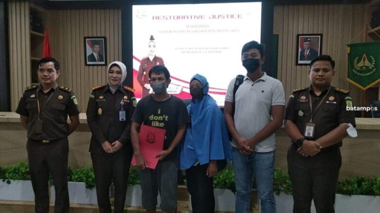 Kejari Batam Hentikan Penuntutan Kasus Penganiayaan, Tidak Ada Uang Cabut Perkara