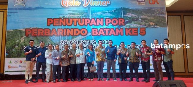 Penutupan POR Perbarindo Batam Berlangsung Meriah, Diikuti 30 Tim BPR, BPRS, dan OJK