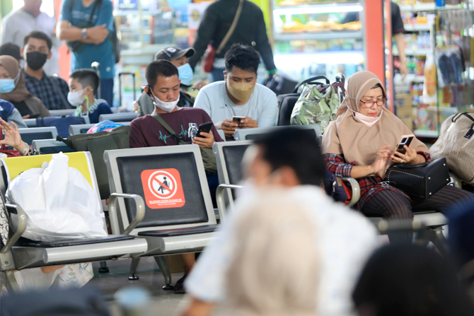 Kemenhub Terbitkan Aturan Perjalanan Terbaru, Belum Booster Wajib Tes PCR