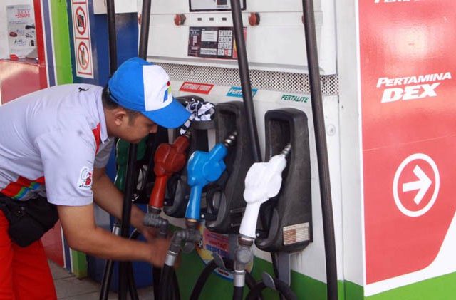 Jokowi Minta Dihitung Betul Sebelum Putuskan Naikkan BBM Jenis Pertalite