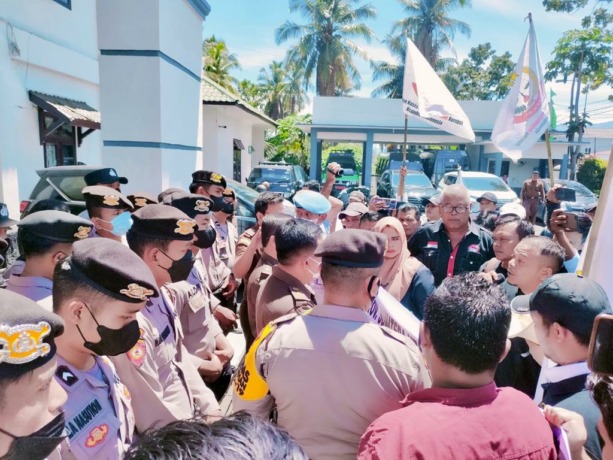 Wartawan di Sumut Demo, Minta Kejari Madina Dicopot