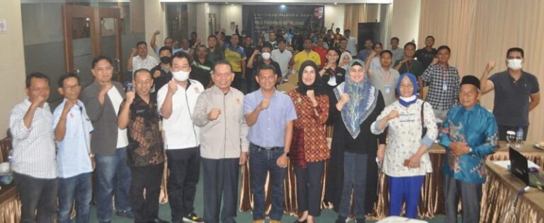 80 Pelatih dan Wasit Renang di Kepri Digembleng 3 Mentor Nasional