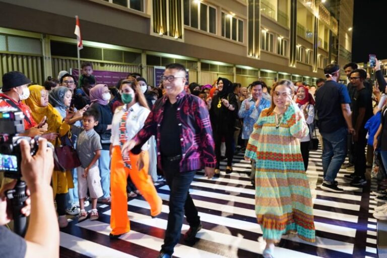 Batam Fashion Week Sukses Menarik Warga Lokal