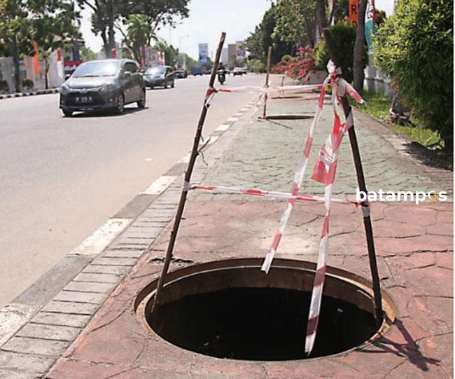 Tutup Drainase Belum Diganti, Wali Kota Batam: Belum Ada Anggaran