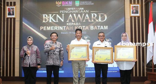 Pemko Batam Raih 4 Penghargaan Diajang BKN Award 2022