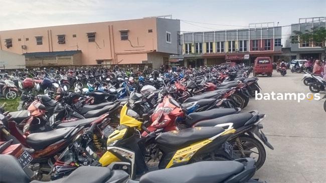Sekolah di Batam Tetap Biarkan Siswa Kendarai Sepeda Motor, Alasannya…
