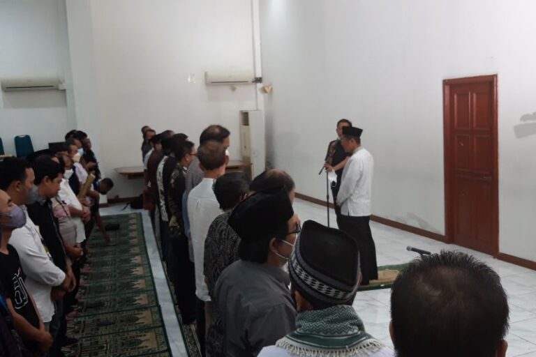 Dewan Pers Selenggarakan Salat Gaib Prof Azyumardi Azra