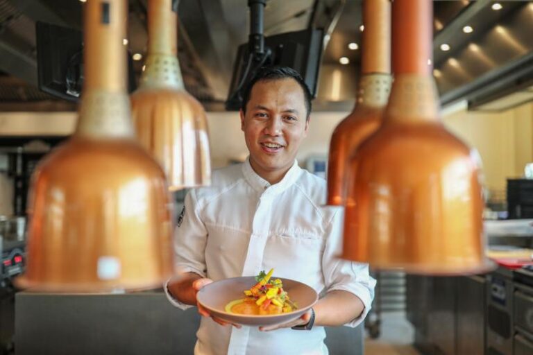 Rendy Reanaldy, Kepala Koki, Spesialis Rempah, dan Advisor Restoran Khas Indonesia di Belanda
