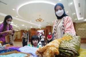 Kunjungi Balai Budaya Giri Nata Mandala Puspem, Badung, Hafizha Pelajari Pengelolaan Produk UMKM di Bali