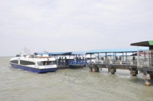 Harga BBM Naik, Tiket Feri Segera Naik