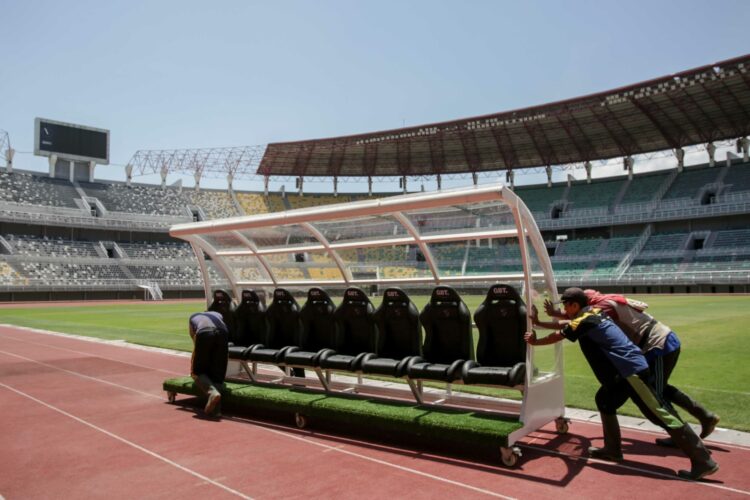 Stadion Gelora Bung Tomo Pemanasan jelang Piala Dunia U-20