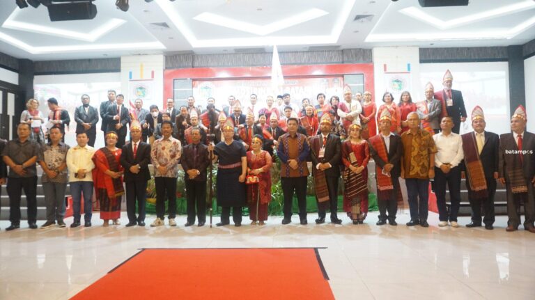 Melangkah Maju Dalam Persaudaraan, Niko Nixon Pimpin Paguyuban Samosir Nauli Batam 2022-2025