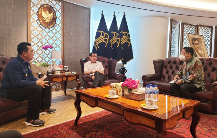 Gubernur Ansar Lobi Menkumham agar Wisman Bebas Visa Masuk Kepri