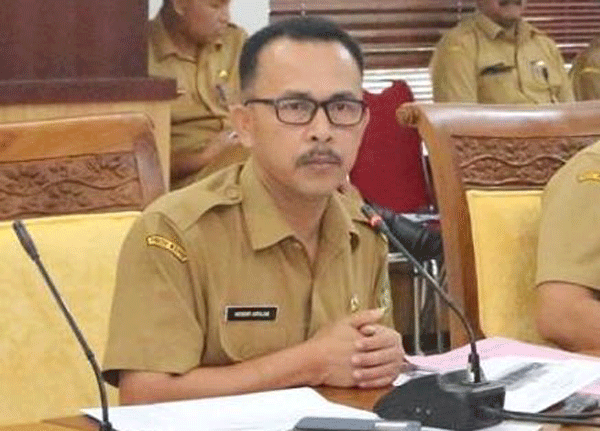 Dinas Pendidikan Gesa Pendistribusian Kursi dan Meja ke SD Negeri 004 Lubukbaja