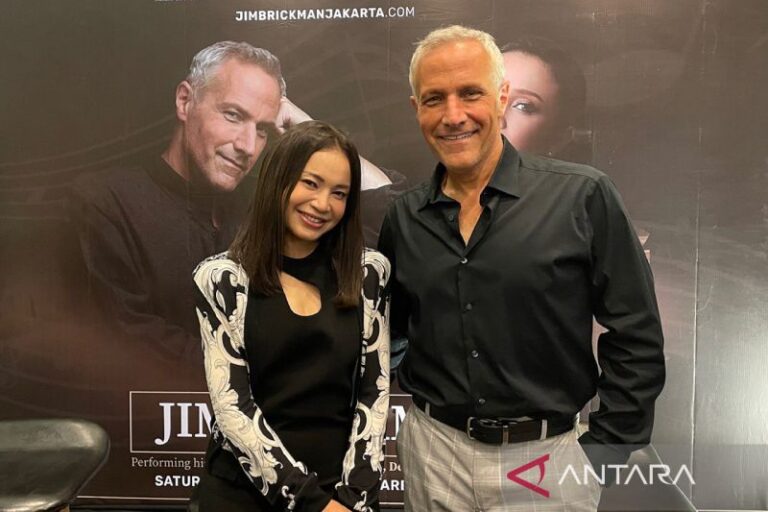 Rossa Akan Tampil di Konser Jim Brickman