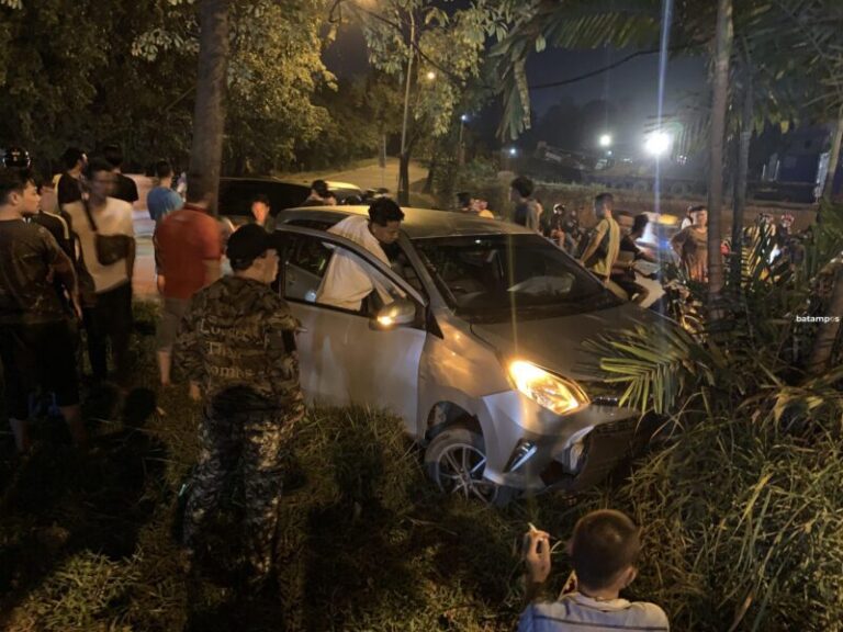 Mabuk, Amin Tabrak Pembatas Jalan di Batuampar