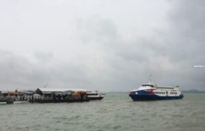 BMKG Prediksi Karimun Hujan Ringan hingga Siang