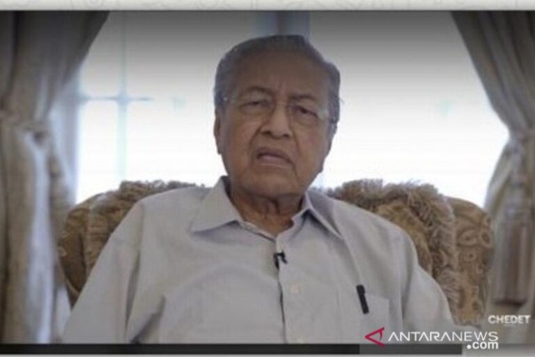 Mahathir Mohamad Terpapar Covis-19