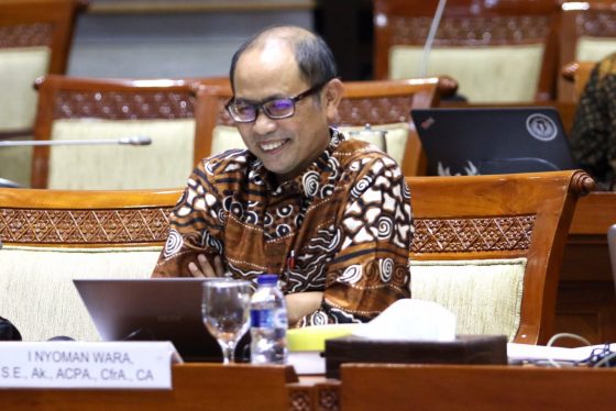 I Nyoman Wara dan Johanes Tanak Calon Pengganti Lili Pintauli di KPK