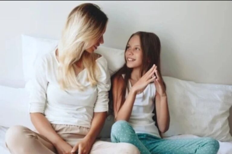 Ajak Diskusi, Tips Membuat Anak remaja Mau Terbuka pada Orangtua