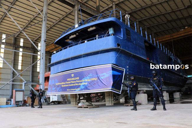 Bea Cukai Ungkap Tindak Pidana Pencucian Uang dalam Penyelundupan Rokok Impor llegal 