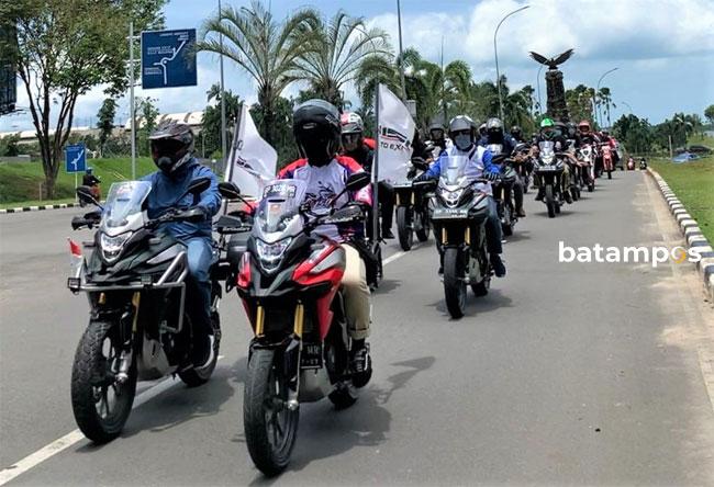 Rayakan Hari Pelanggan, PT Capella Dinamik Nusantara Gelar City Rolling CB150X