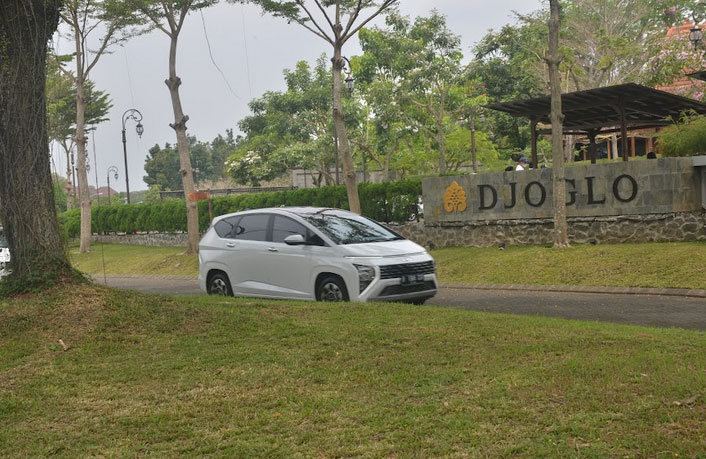 Hyundai Stargazer Dipesan 4.500 Unit, Lebih