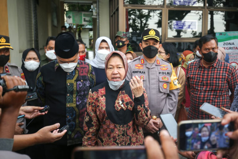 Ke Blitar, Bu Mensos Motivasi Balita Korban Kekerasan