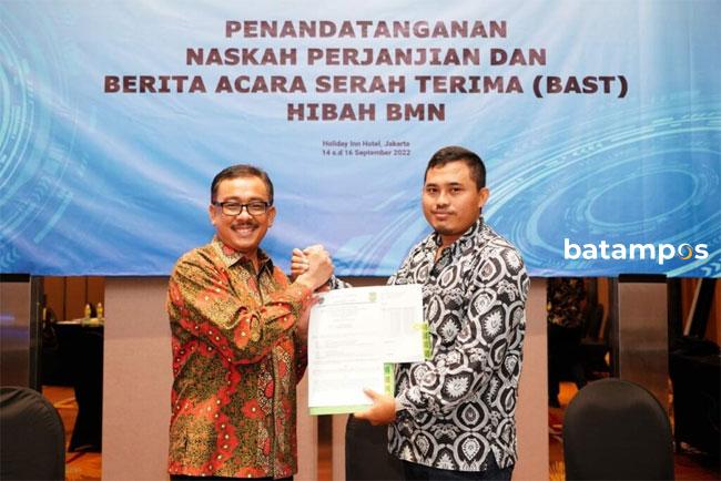 Pemko Batam Terima 16 Bus dari Kementerian Perhubungan