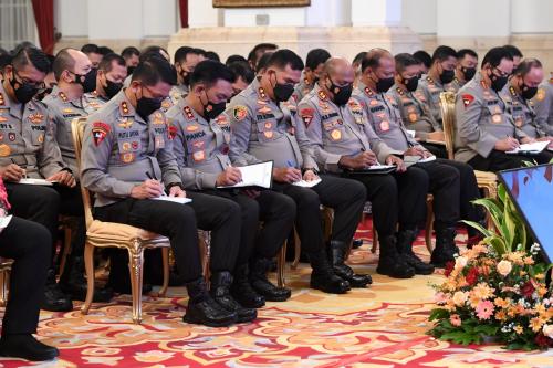 Kepercayaan Publik Terhadap Polisi Tinggal 54 Persen