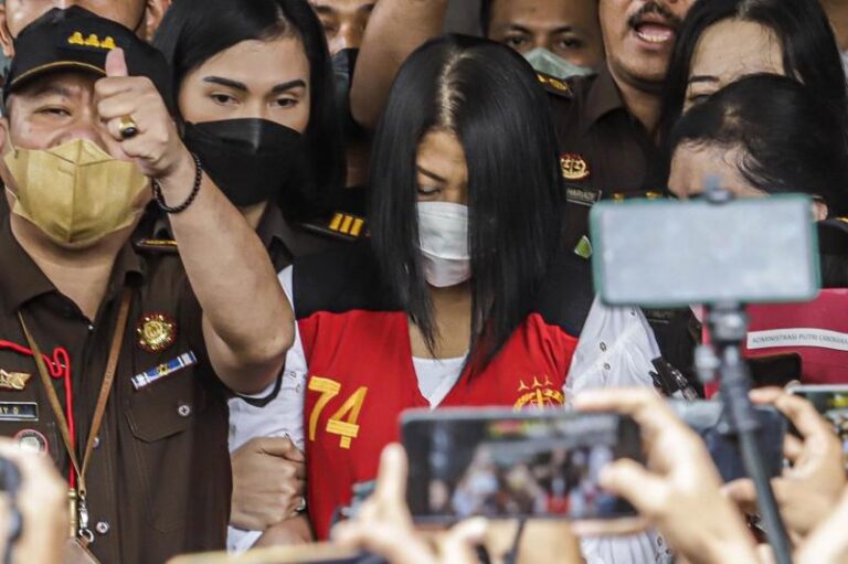Putri Ditahan di Rutan Salemba