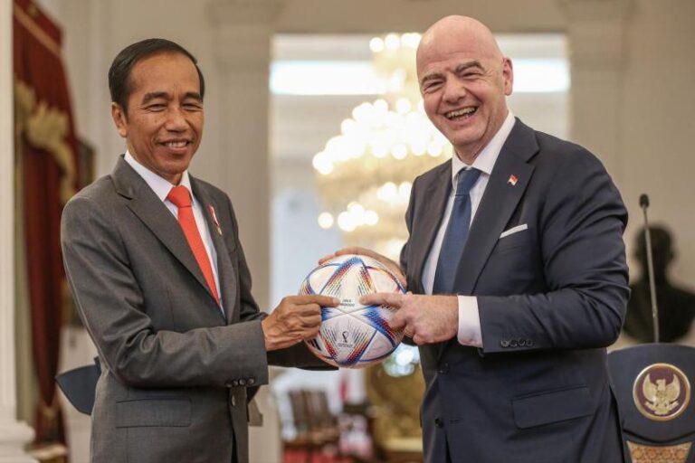 Presiden FIFA Bertemu Jokowi, Piala Dunia U20 Tetap Diselenggarakan