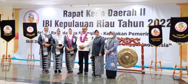 Bidan Siap Sambut Generasi Unggul