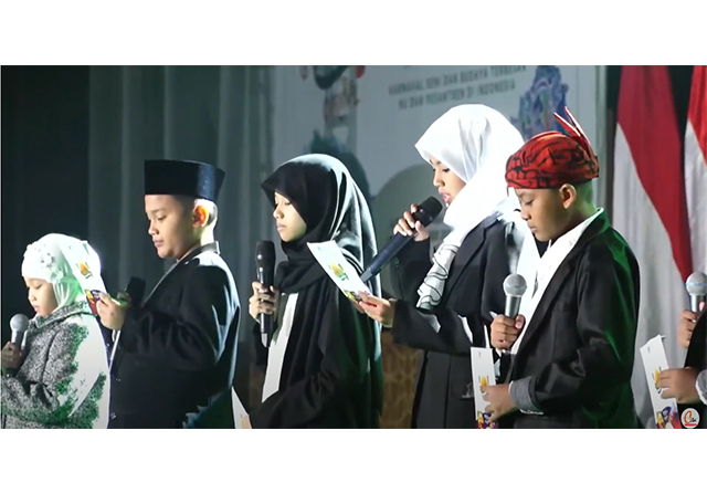 9 Cucu Kiai Sepuh Jatim Bacakan Ikrar untuk Indonesia