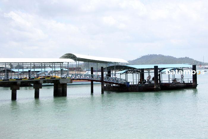 Arus Penumpang Pelabuhan Domestik Sekupang Normal