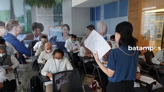 Kemenko Marves Tunjuk EF Indonesia Jadi Mitra Pelatihan Kemampuan Bahasa Inggris