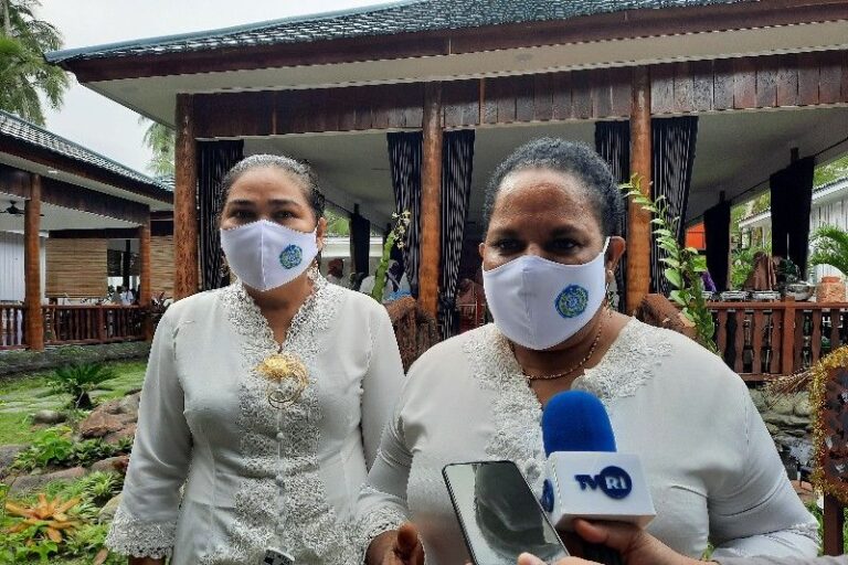 Istri dan Anak Lukas Enembe Tolak Jadi Saksi, KPK Minta Kooperatif