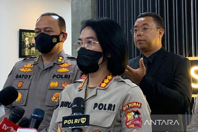Kapolri Lantik 9 Kapolda dan 2 Pejabat Utama Mabes Polri