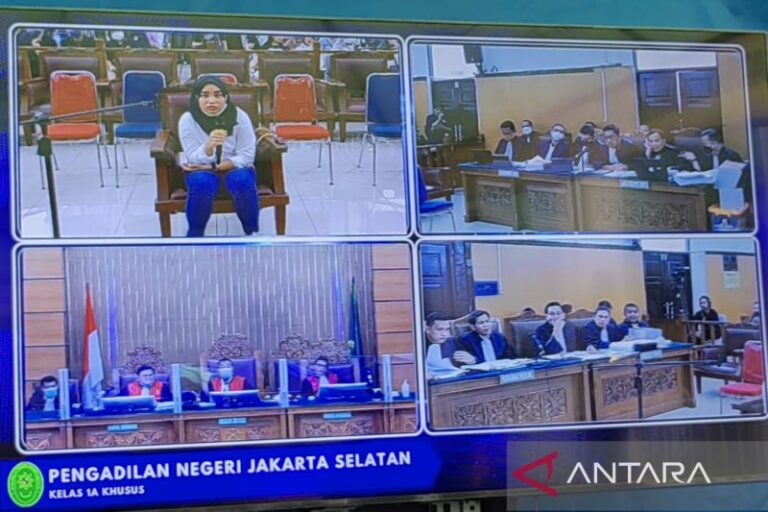 Majelis Hakim Sebut Keterangan ART Sambo Berubah-ubah Bisa Dipidanakan
