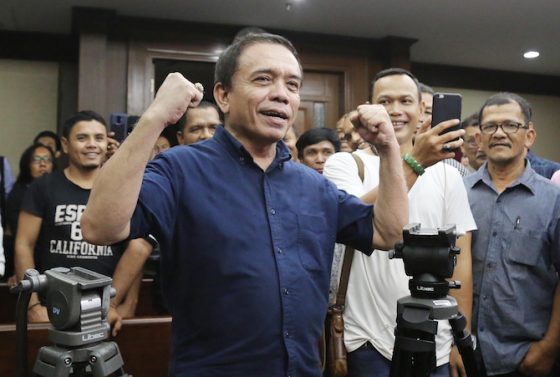 Eks Gubernur Aceh Irwandi Yusuf Bebas Bersyarat dari Lapas Sukamiskin