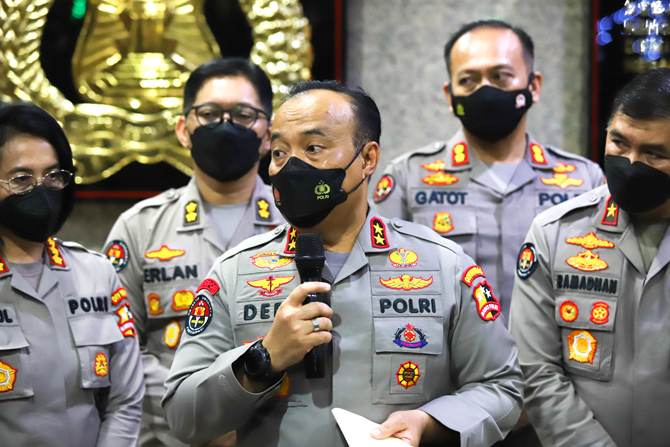 Polri Periksa 32 CCTV dan 6 Handphone untuk Selidiki Kerusuhan Kanjuruhan