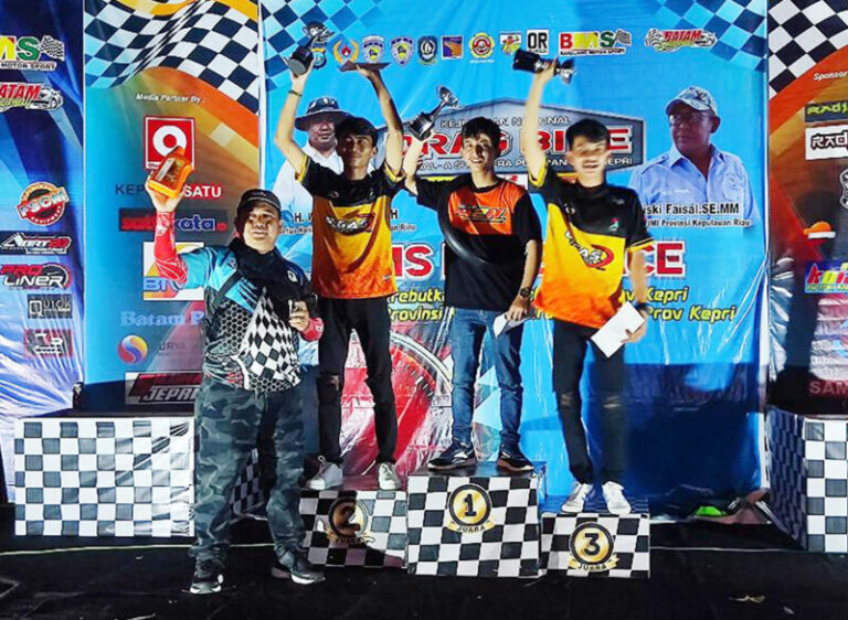 Dragster Kepri Haikal Juara Umum Kejurnas Dragbike Region Sumatra